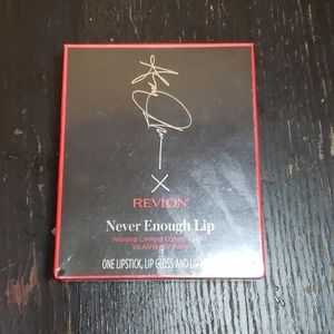 Revlon Ashley Graham "Never Enough Lip" kit